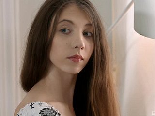 Cantik amatur remaja Stefanie Moon keldai fuck tegar