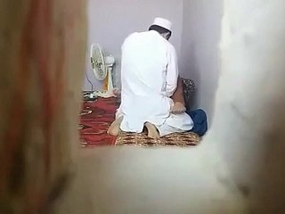 le sexe sprayer Mullah avec une MILF