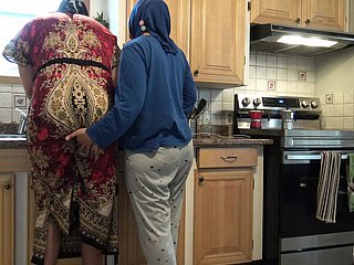 Pasangan inverted Arab sebenar di Marseille