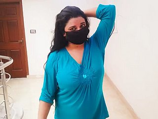 Kich Kich Ke Sene - Saba Pakistani Mujra Dan Despondent Hot Dance