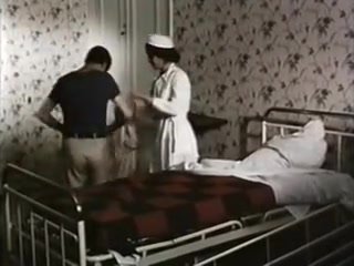 Bon sexe chaud dans glacial salle d'hôpital