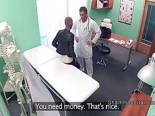 Super hot sneak-thief babe in arms fucks adulterate